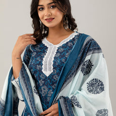 Women Kurta Pant Dupatta Set