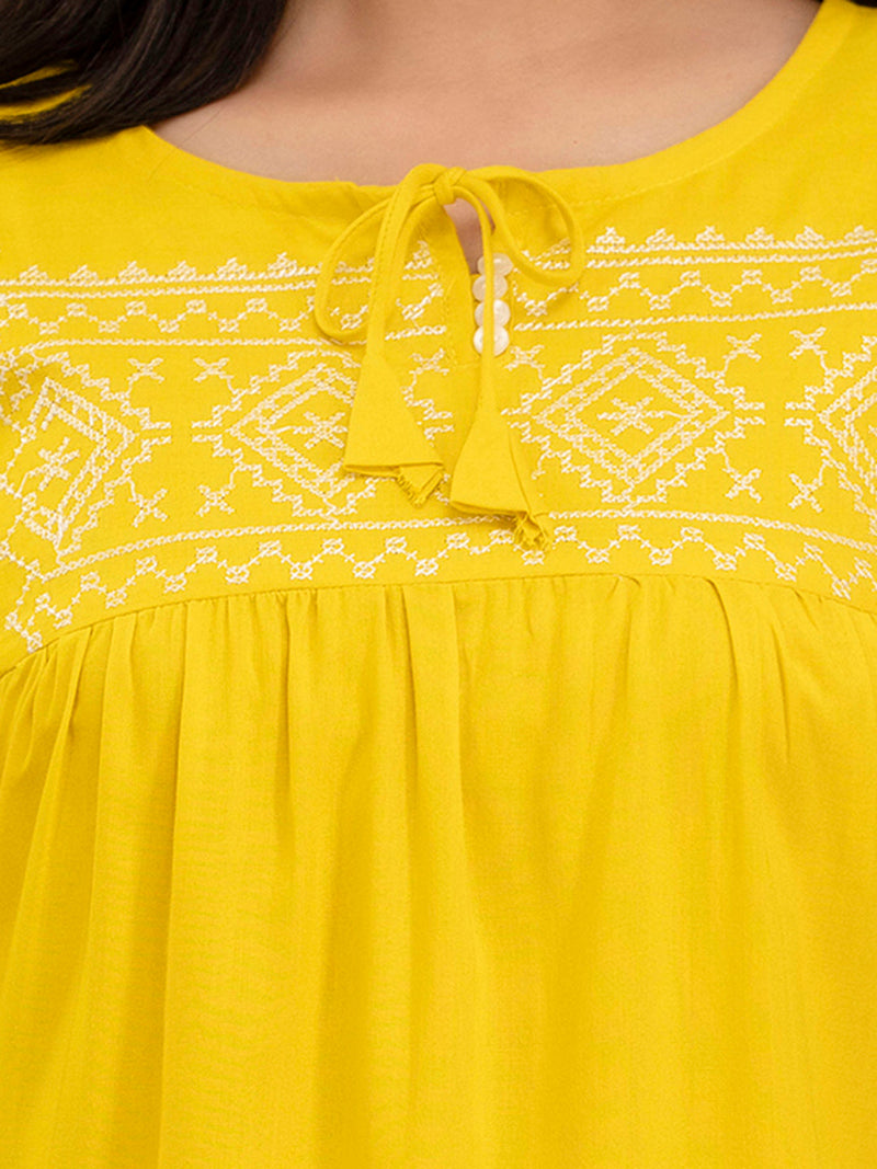 Feranoid Embroidery Top Rayon