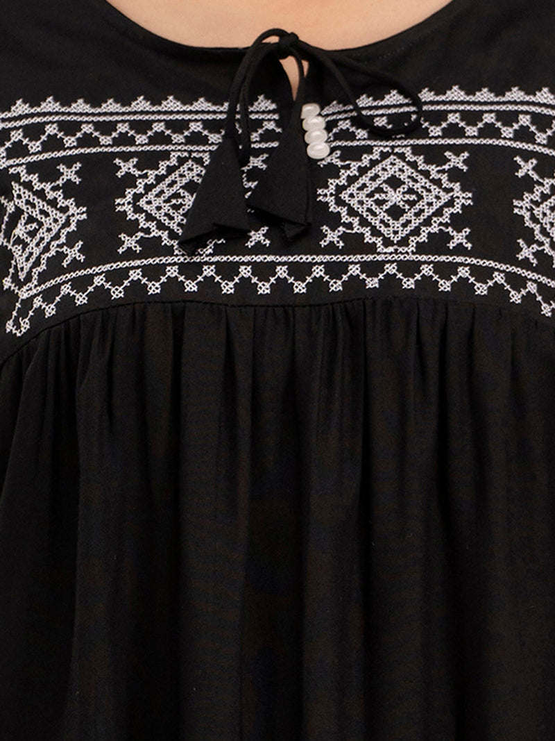Feranoid Embroidery Top Rayon
