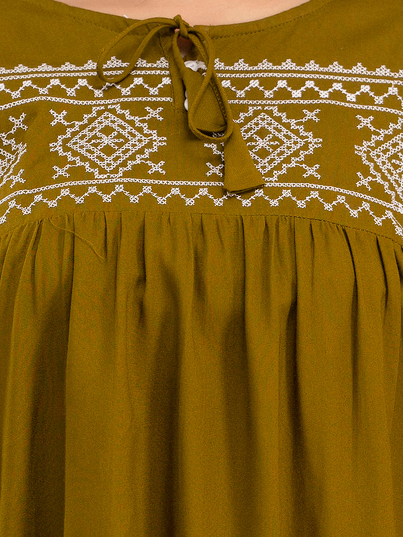 Feranoid Embroidery Top Rayon