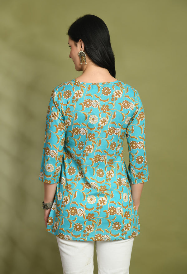 Floral Print 4 Button Straight Kurti