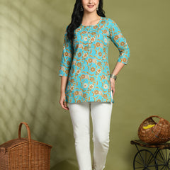 Floral Print 4 Button Straight Kurti