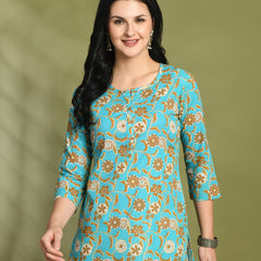 Floral Print 4 Button Straight Kurti