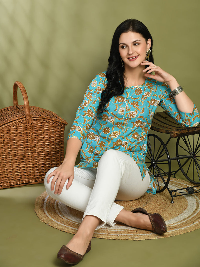 Floral Print 4 Button Straight Kurti