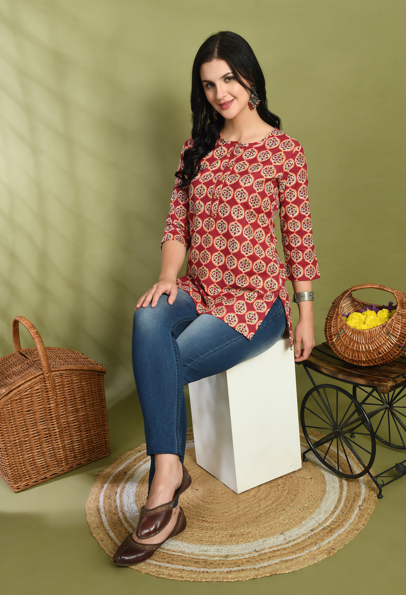 Floral Print 4 Button Straight Kurti