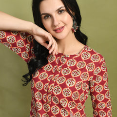 Floral Print 4 Button Straight Kurti