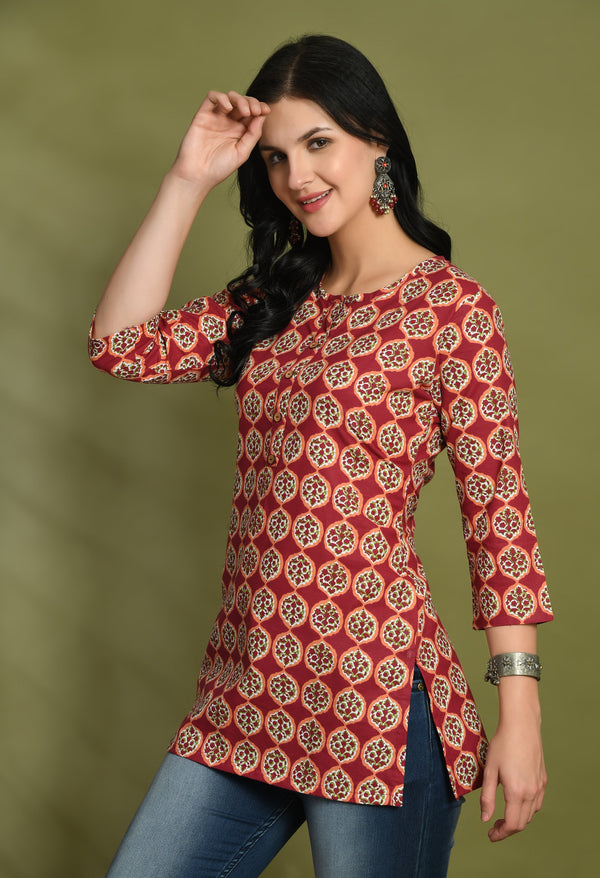 Floral Print 4 Button Straight Kurti