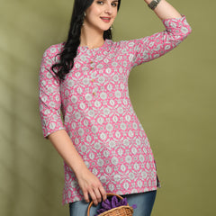 Floral Print 4 Button Straight Kurti