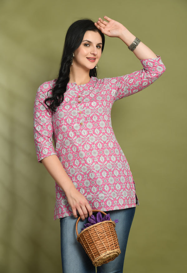 Floral Print 4 Button Straight Kurti
