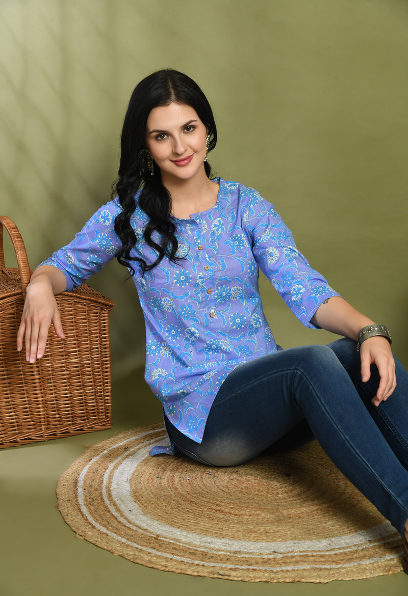 Floral Print 4 Button Straight Kurti