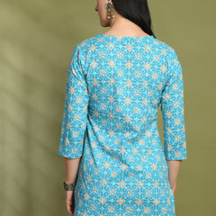 Floral Print 4 Button Straight Kurti