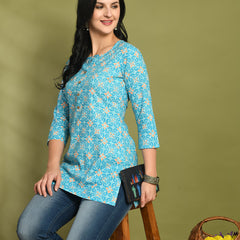 Floral Print 4 Button Straight Kurti