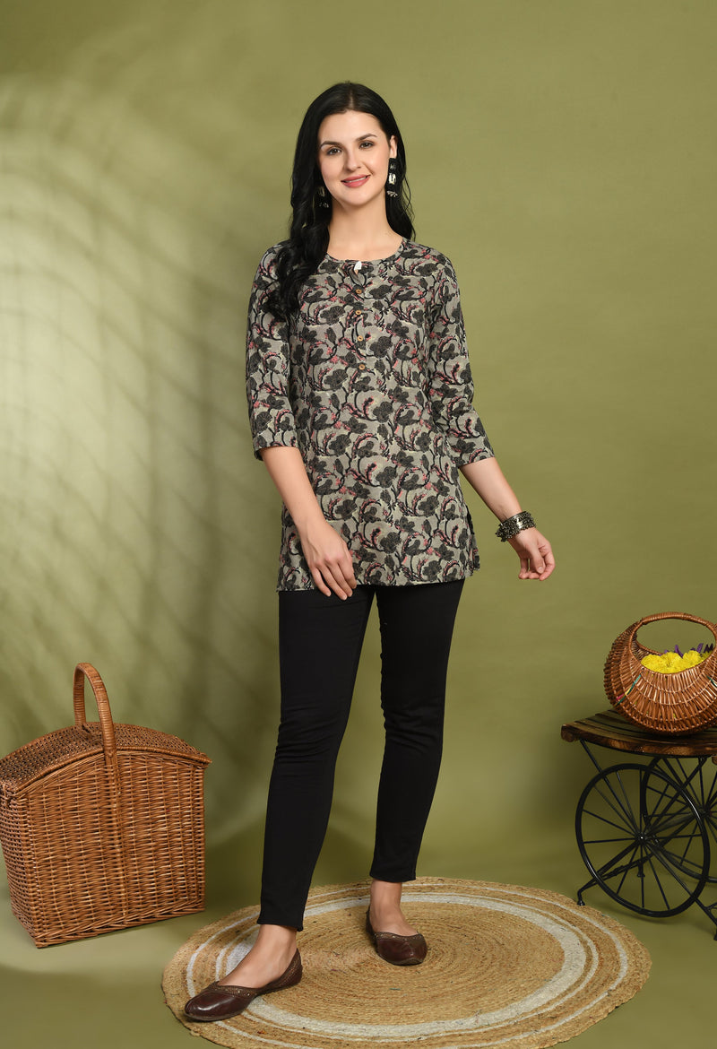 Floral Print 4 Button Straight Kurti