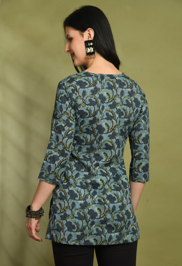 Floral Print 4 Button Straight Kurti