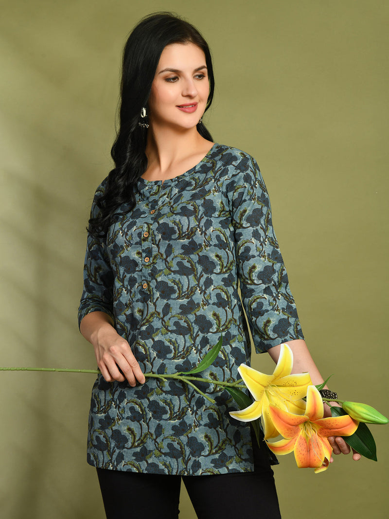 Floral Print 4 Button Straight Kurti