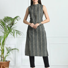 Women’s Pure Cotton Angrakha Kurti with Floral Print | 3/4 Sleeves | Adjustable Side Tie | Sizes S–XXL