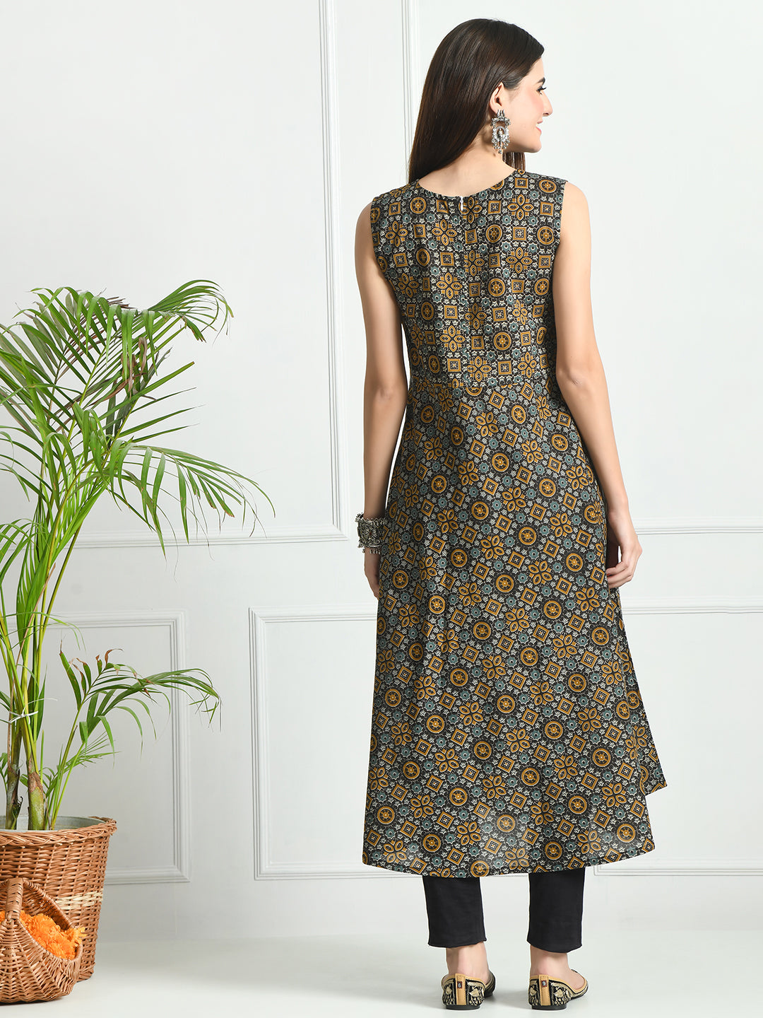 Round Neck Floral Print Sleeveless Long Kurti FRKT6490