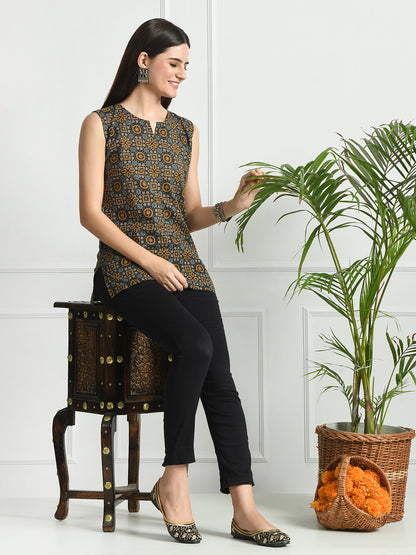 Cotton Printed V-Neck Sleeveless Short Kurti