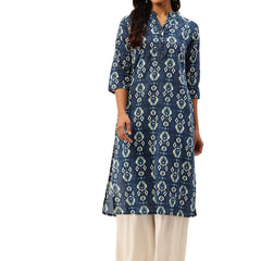 Graceful Long Kurta with 3/4 Sleeves and Button accents A Perfect Fusion of Comfort and Style