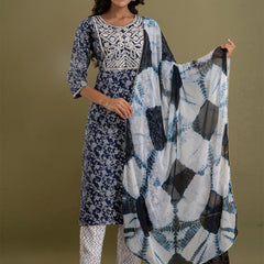 Women Kurta Pant Dupatta Set