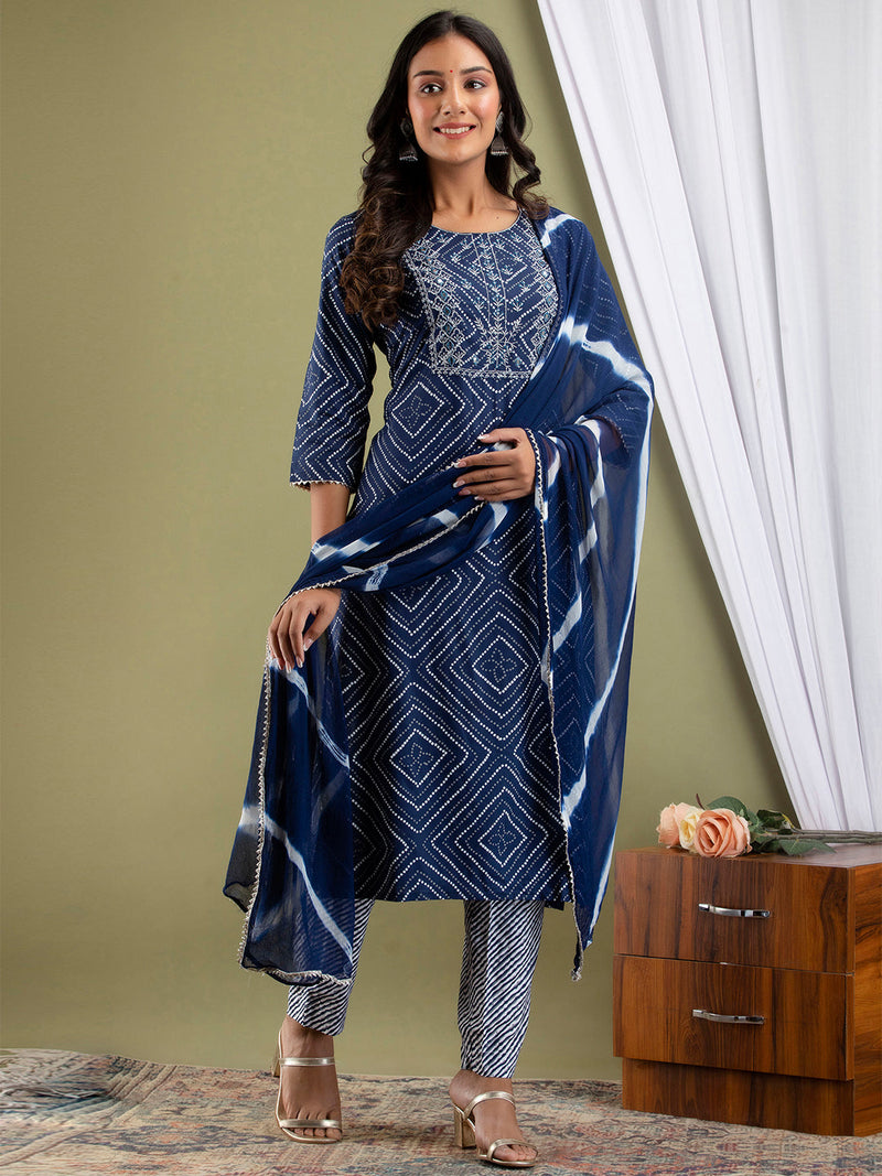 Women Kurta Pant Dupatta Set