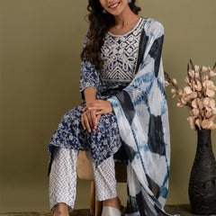 Women Kurta Pant Dupatta Set