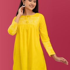 Feranoid Embroidery Top Rayon