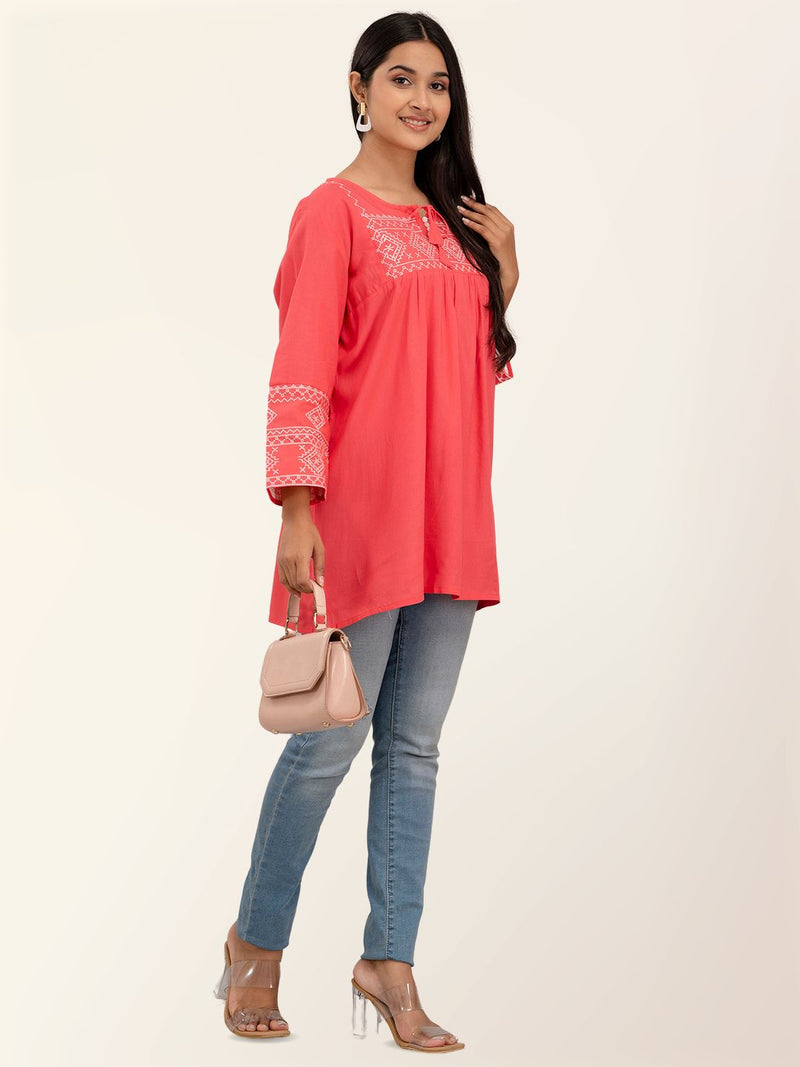 Feranoid Embroidery Top Rayon