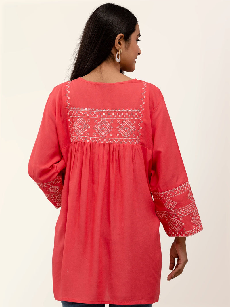 Feranoid Embroidery Top Rayon