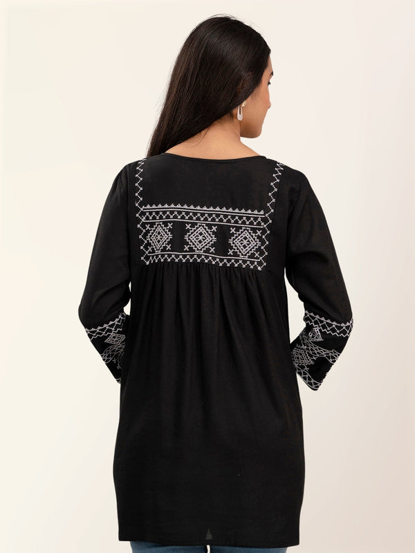 Feranoid Embroidery Top Rayon
