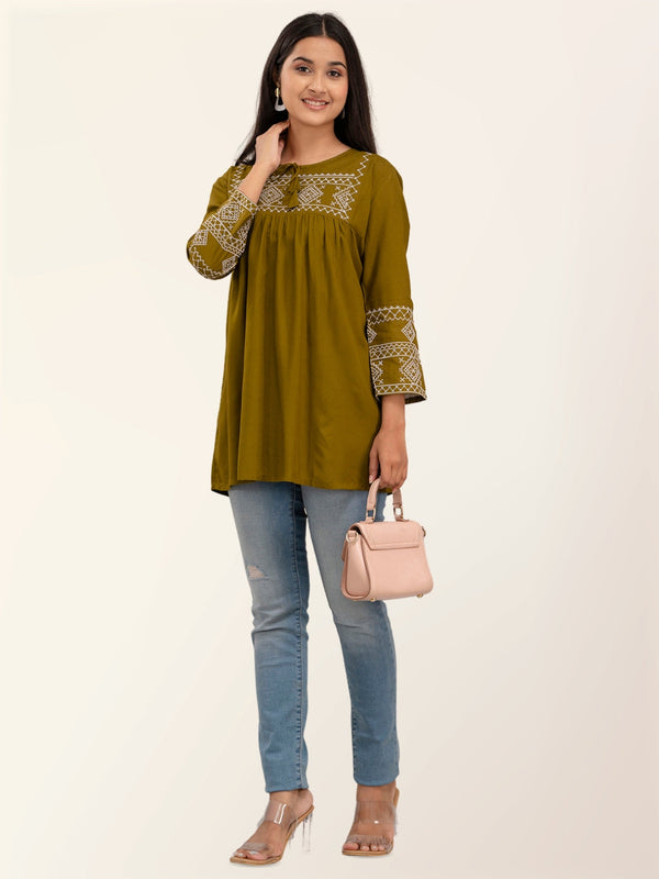 Feranoid Embroidery Top Rayon