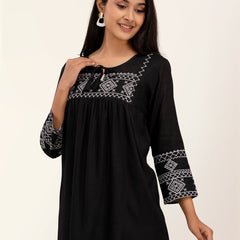 Feranoid Embroidery Top Rayon
