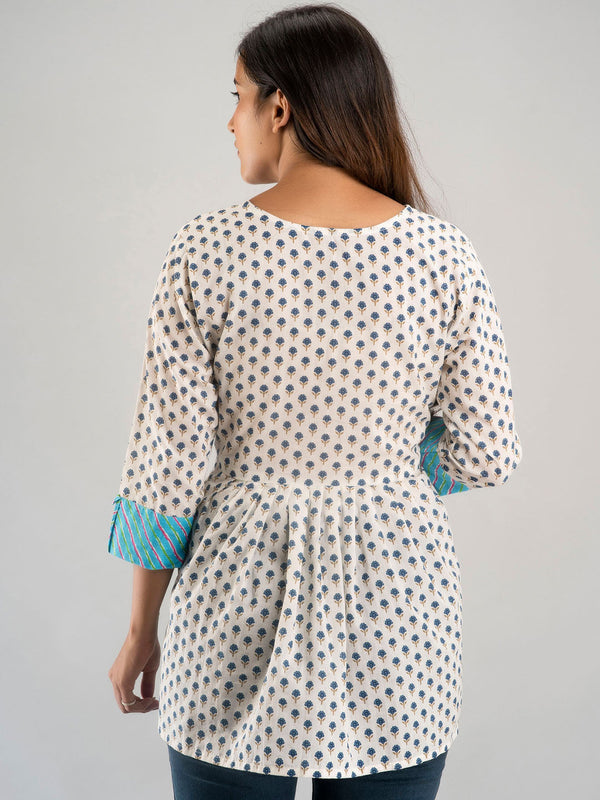 Women White & Blue Cotton Printed A-Line Kurti