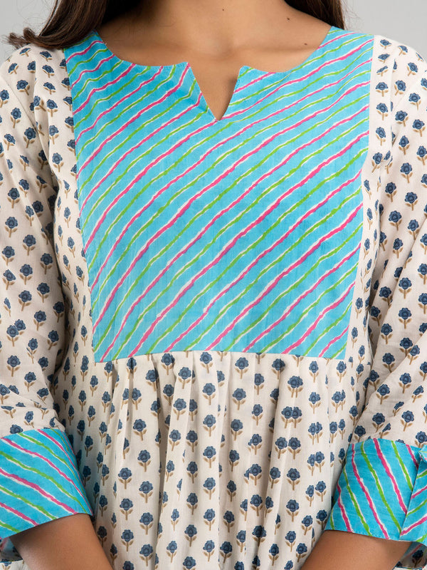 Women White & Blue Cotton Printed A-Line Kurti