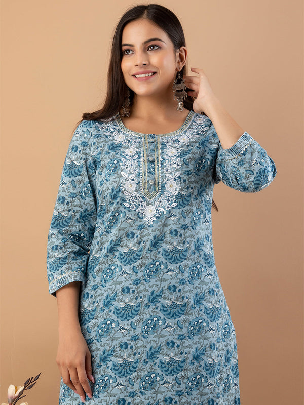 Women Kurta Pant Dupatta Set