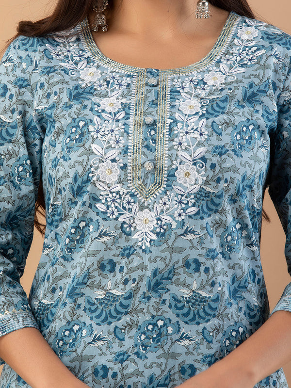 Women Kurta Pant Dupatta Set