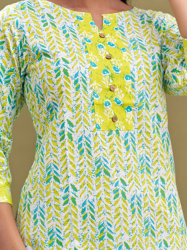 Women Cotton Printed Short Kurti