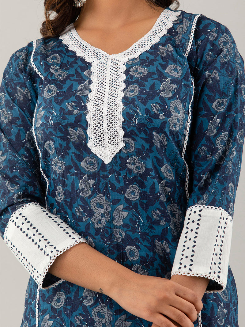 Women Kurta Pant Dupatta Set