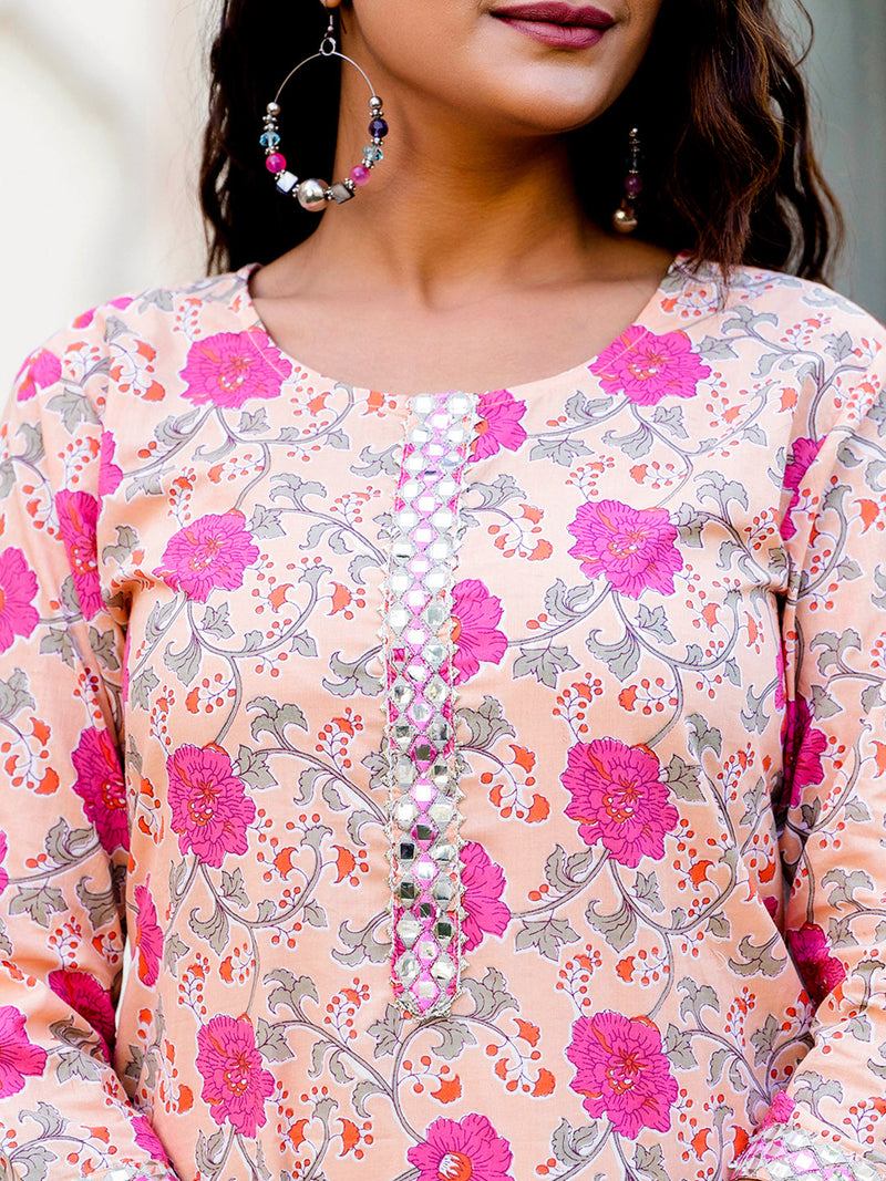 Women Kurta Pant Dupatta Set