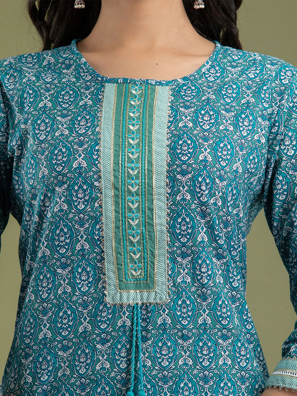 Women Kurta Pant Dupatta Set