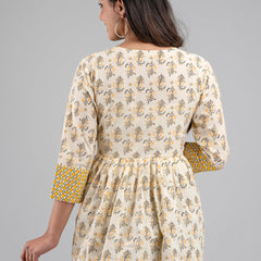 Women Collared Pattern Printed Flared Kurti