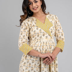 Women Collared Pattern Printed Flared Kurti