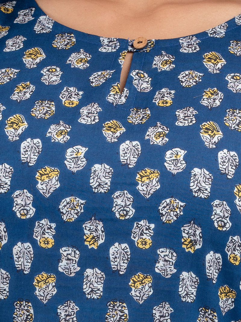 Women Printed Blue Straight Fit Short Kurti