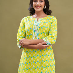 Women Cotton Printed Short Kurti