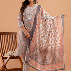 Women Kurta Pant Dupatta Set