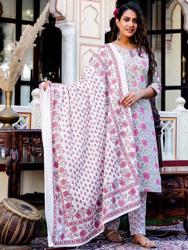 Women Kurta Pant Dupatta Set