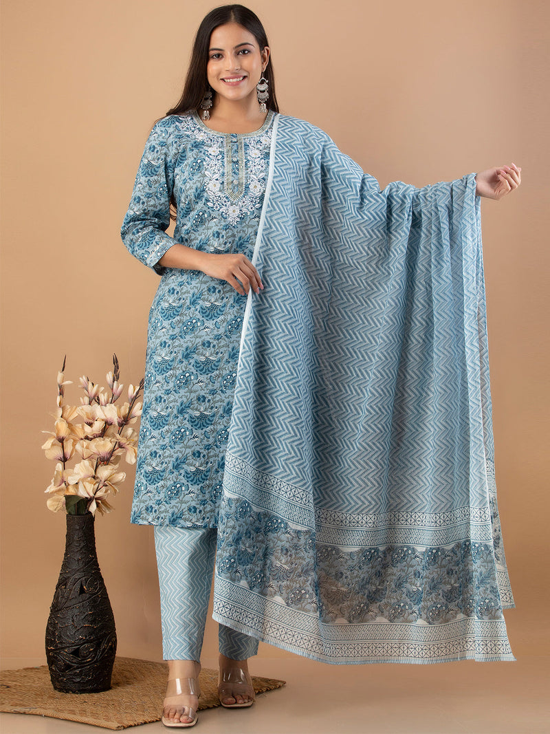 Women Kurta Pant Dupatta Set