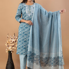 Women Kurta Pant Dupatta Set