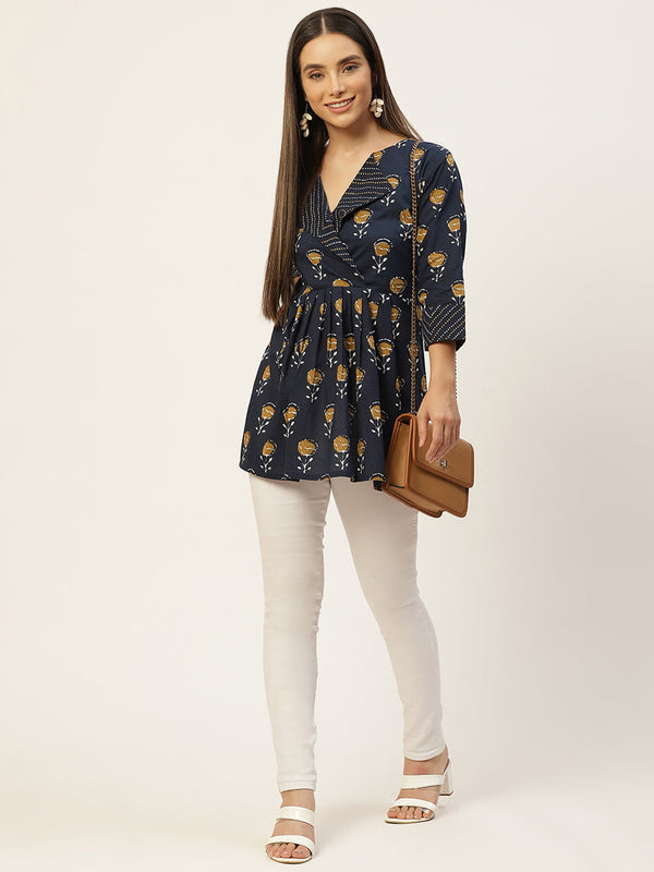 Women Blue & White Collared Printed Flared Kurti