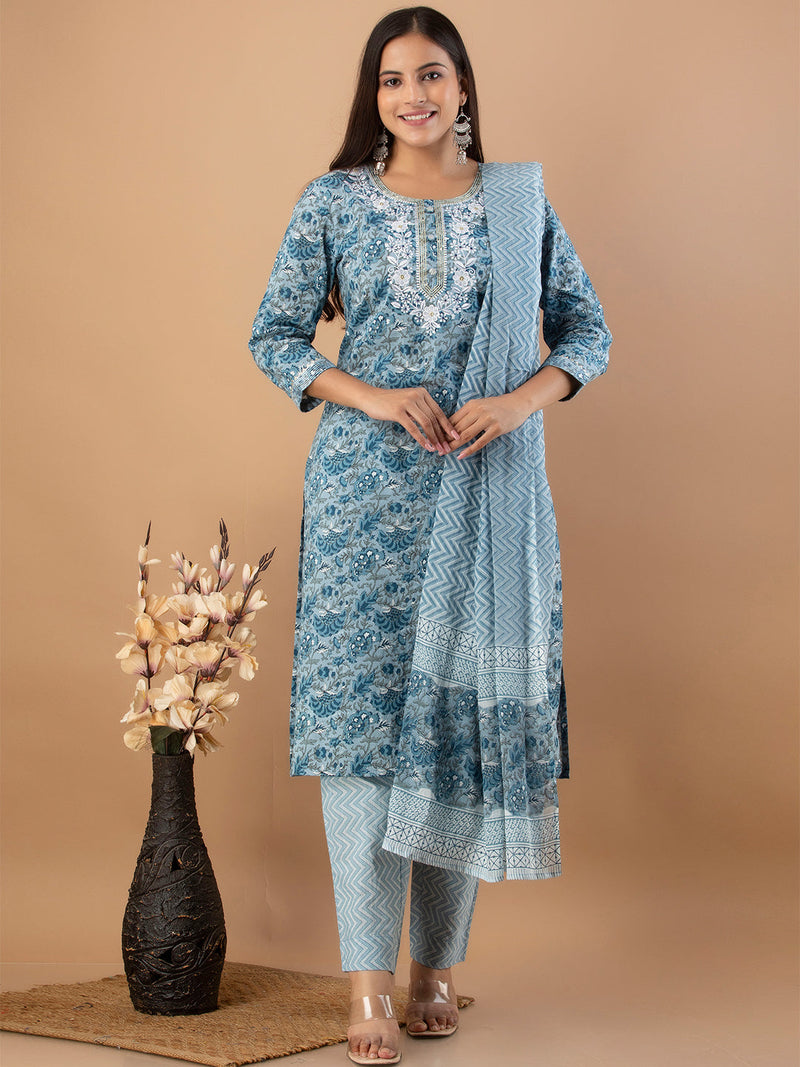 Women Kurta Pant Dupatta Set